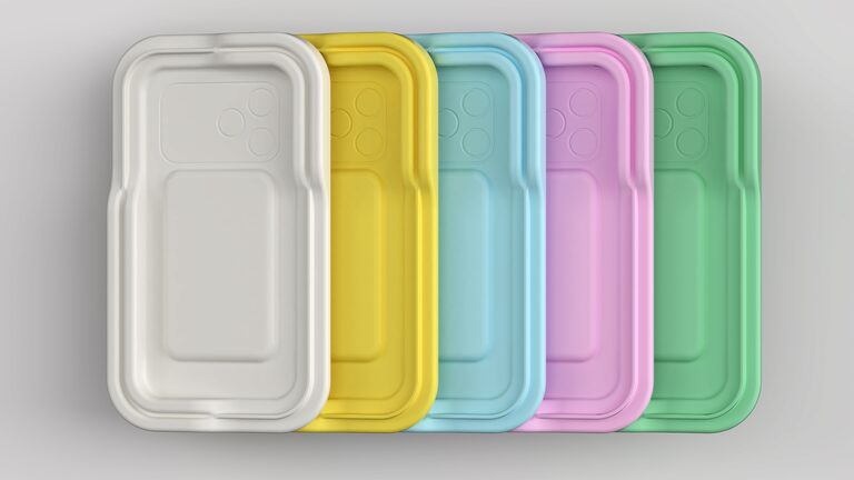 Four Vie (Sales Pack) moulded paper-pulp trays shown in pink, blue, green and white